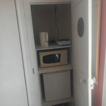 Les Nids Du Clocher Apartman